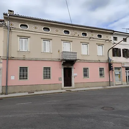 B&m Apartman
